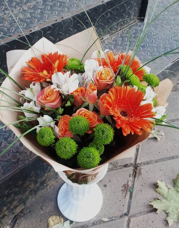 Букет цветов из: Герберы, Хризантемы, Альстромерии и Розы в Дюртюли