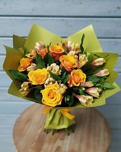Букет цветов из:  Альстромерии и Розы в Дюртюли