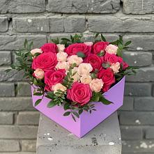 Цветочная композиция из Розы в коробке в Дюртюли