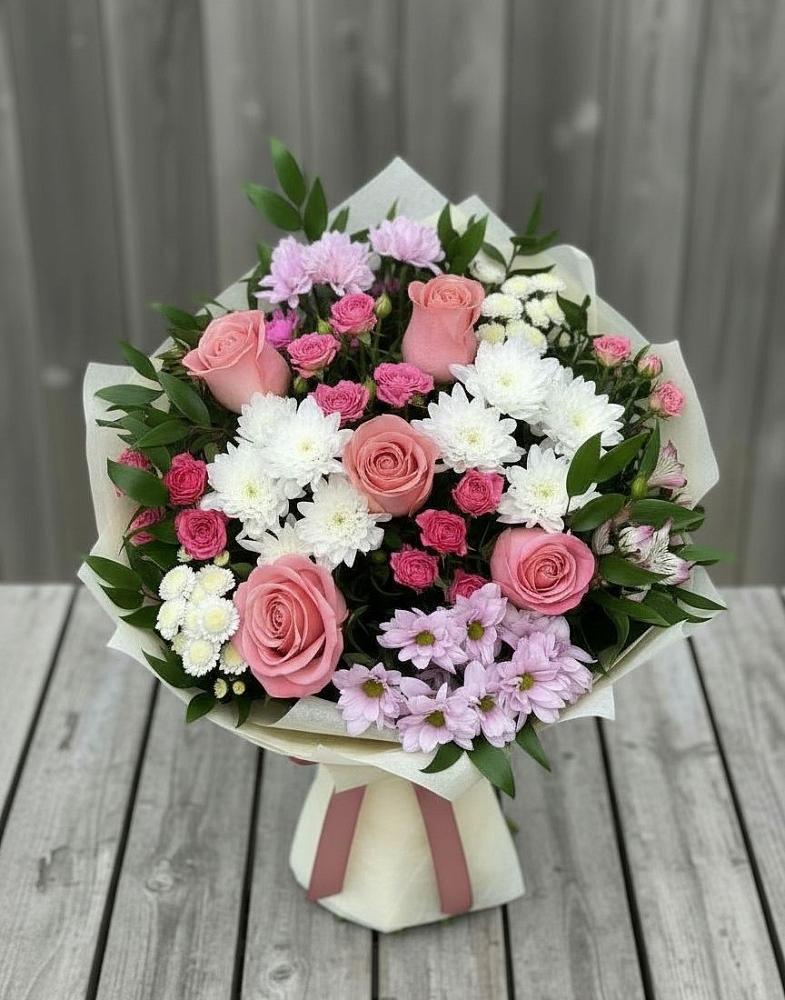 Букет цветов из: Альстромерии, Гвоздики, Розы и Хризантемы в Дюртюли