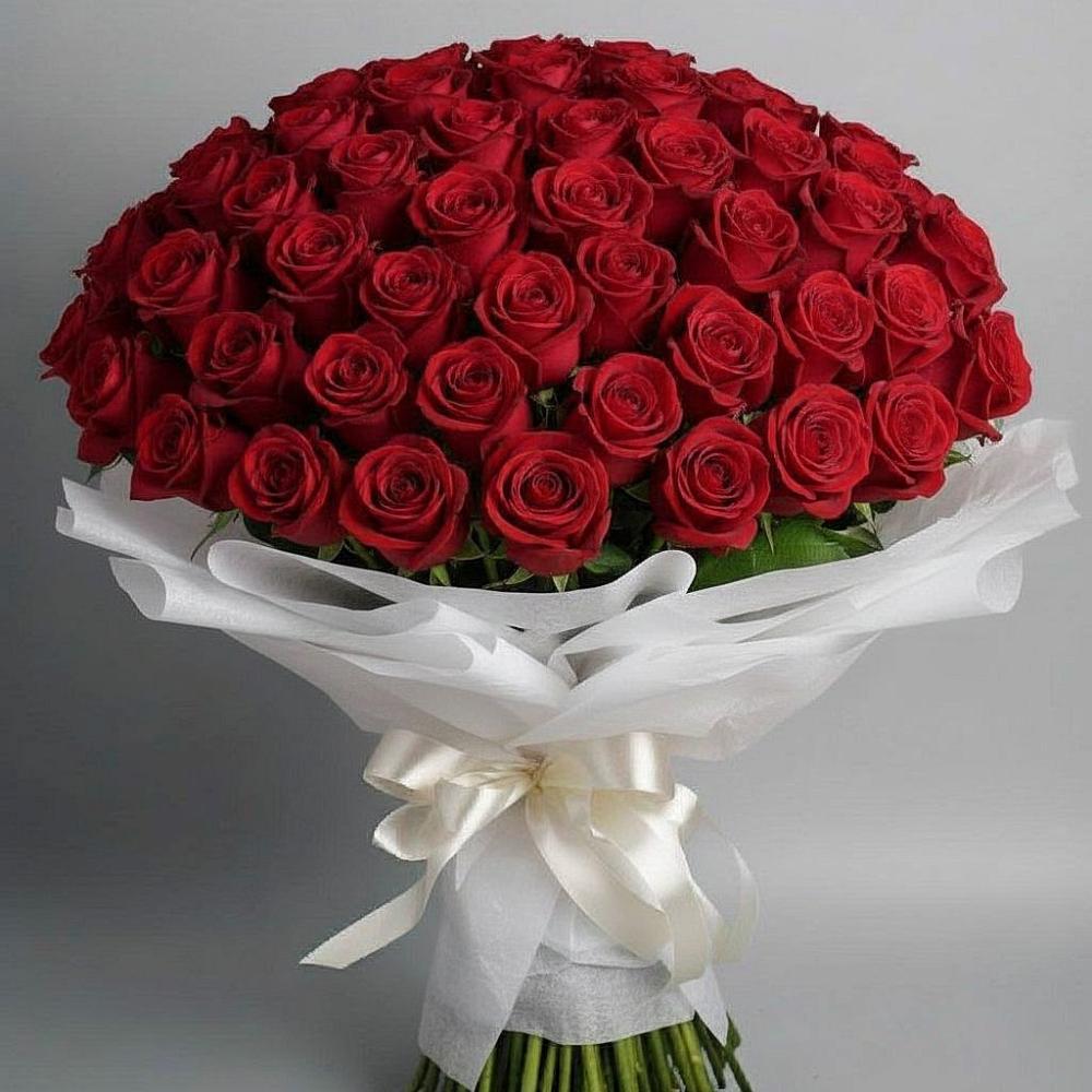 Букет 101 Красная роза Блэк Мэджик в Дюртюли