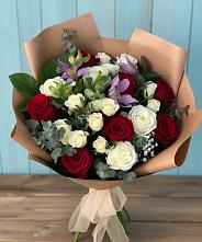 Букет цветов из:  Розы и Альстромерии в Дюртюли
