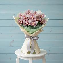 Букет цветов из:  Орхидеи и Розы #REPLACE_PRED# Дюртюли