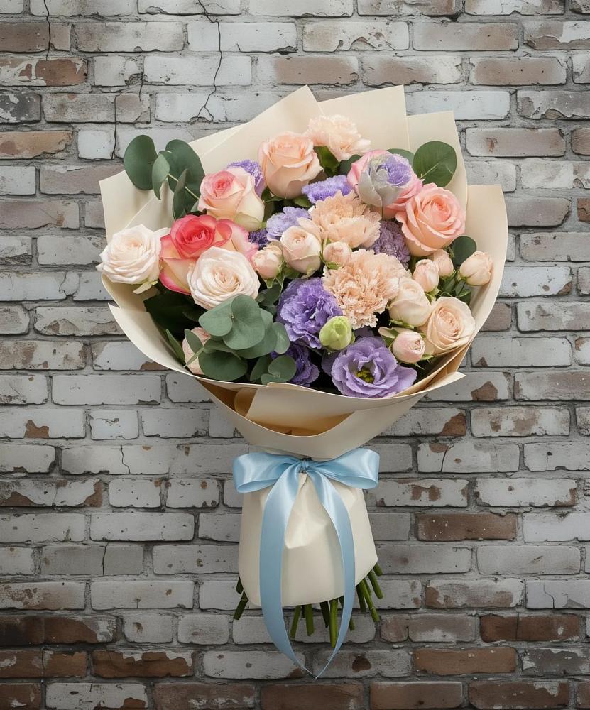 Букет цветов из: Розы, Лизиантусы и Гвоздики в Дюртюли