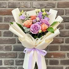 Букет цветов из:  Лизиантусы и Розы #REPLACE_PRED# Дюртюли