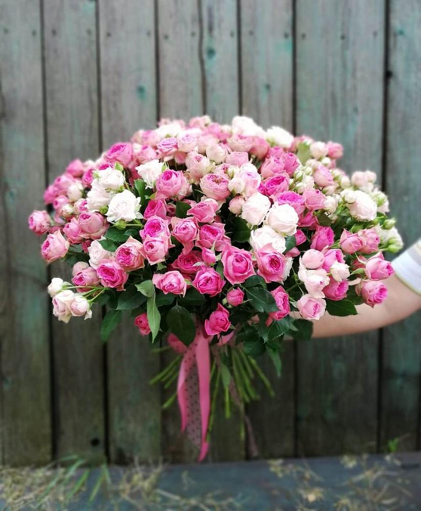 Букет Розовые кустовые розы Натали и Лав Лидия в Дюртюли