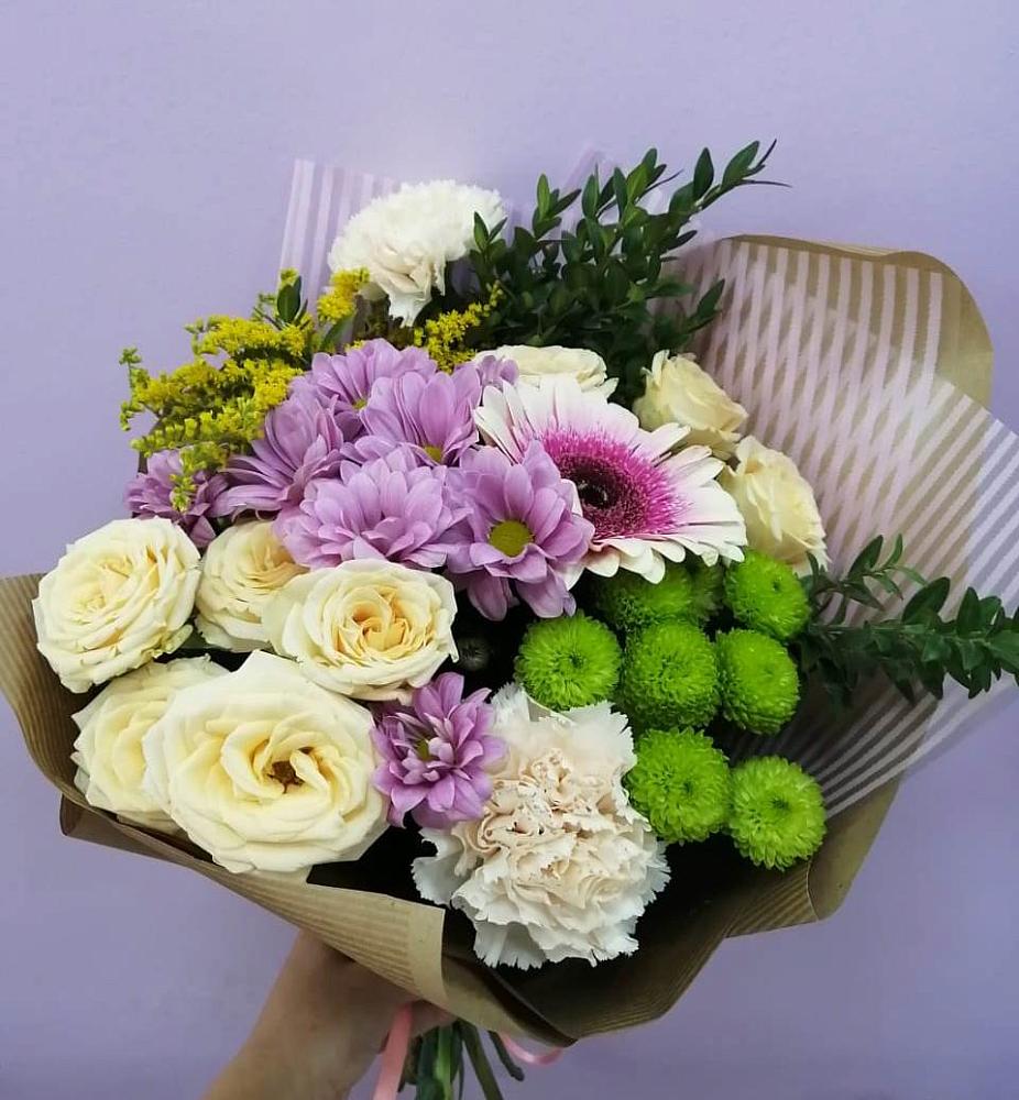 Букет цветов из: Хризантемы, Розы, Гвоздики и Герберы в Дюртюли