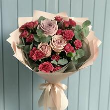 Букет цветов из:  Гвоздики и Розы в Дюртюли